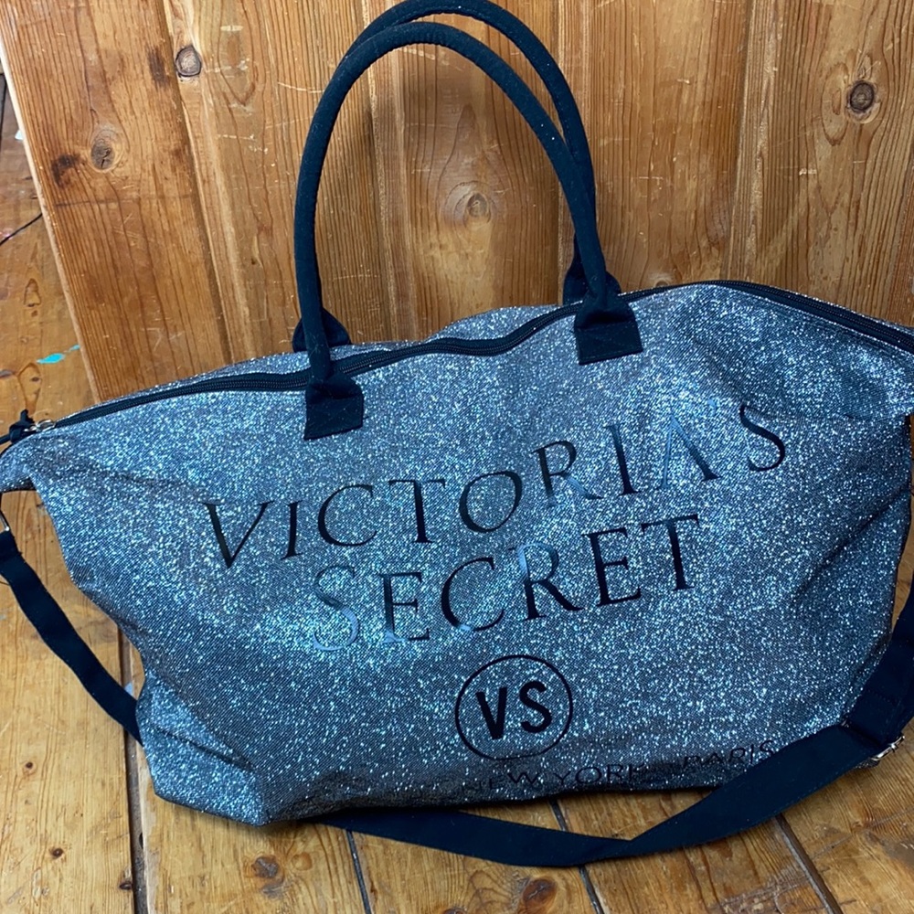 Y2K Victoria’s Secret glitter duffel bag